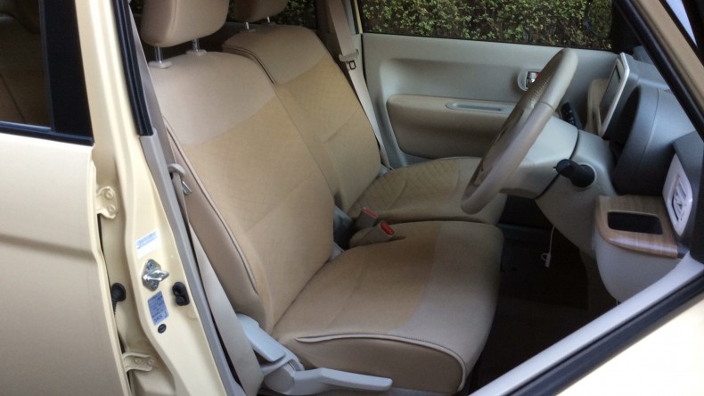 内装前方シート