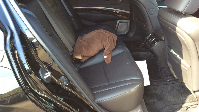 内装後方シート