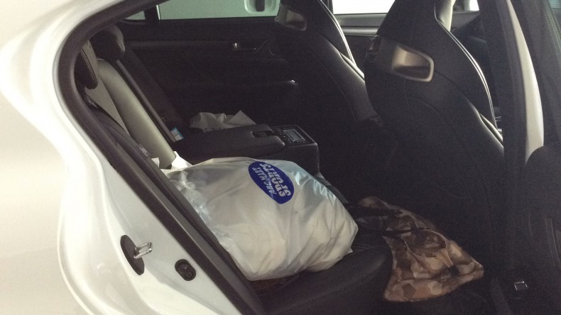 内装後方シート