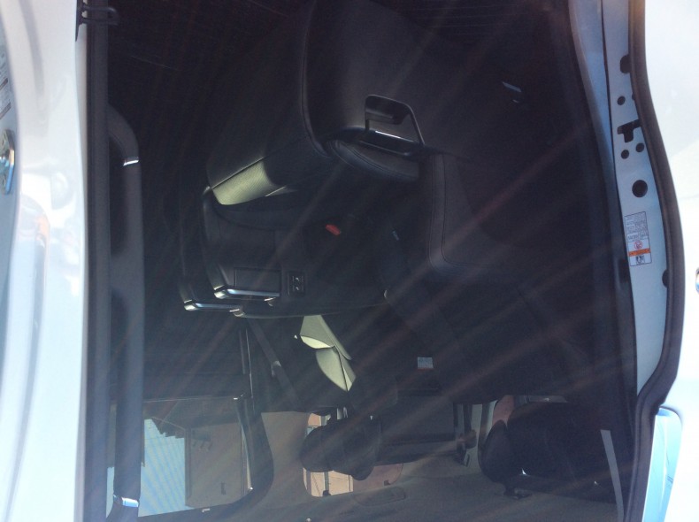 内装後方シート