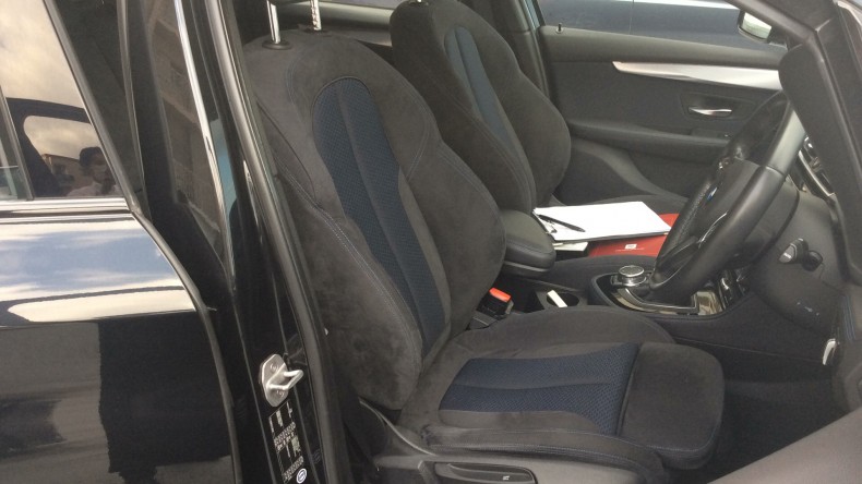 内装前方シート