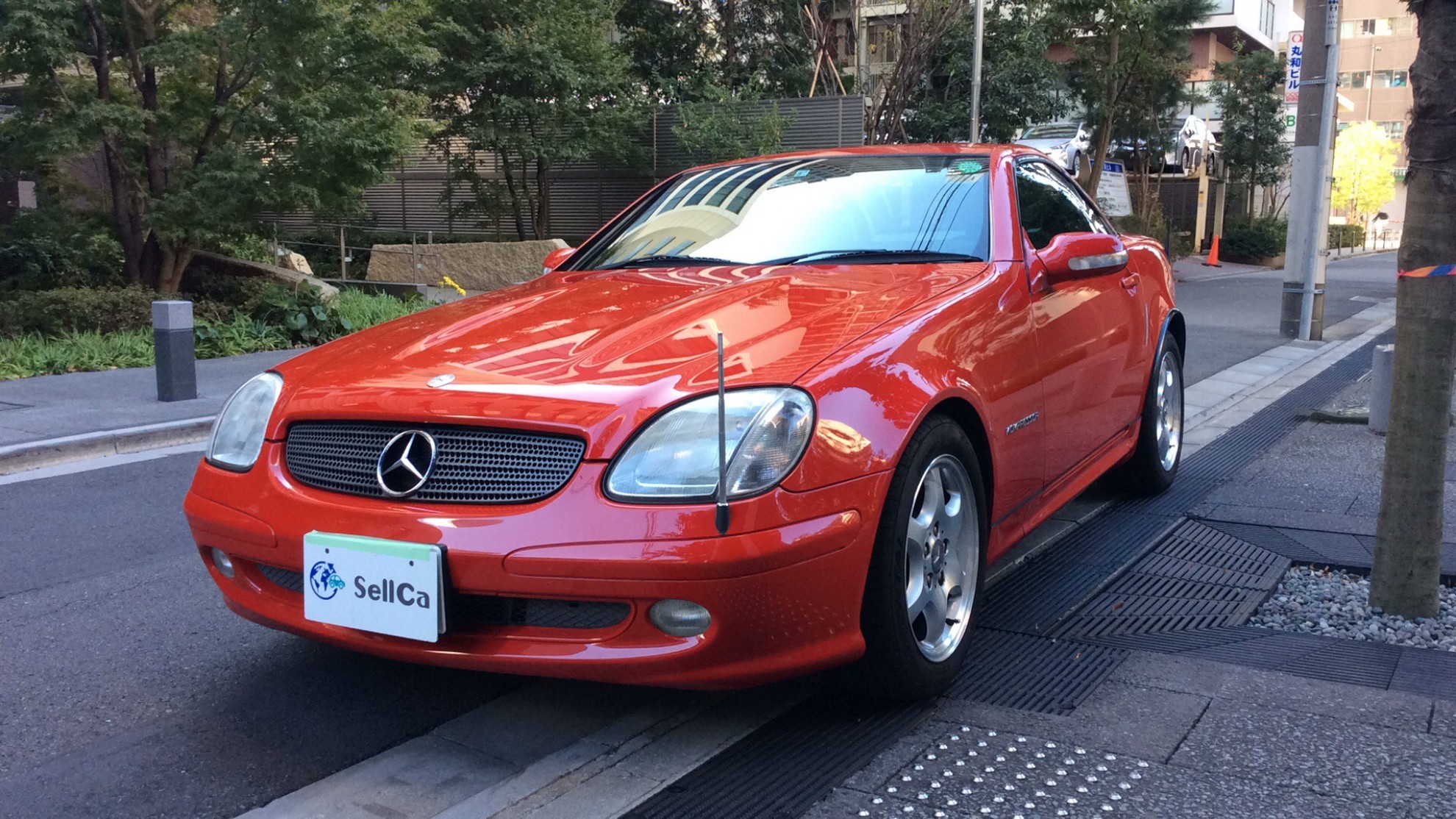 メルセデス ベンツ Slkの中古車買取相場と 高く買取してもらうコツ Sellcaの中古車査定 メルセデス ベンツ Slkの中古車買取相場と 高く買取してもらうコツ Sellcaの中古車査定