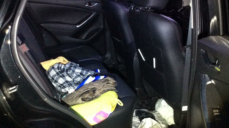 内装後方シート