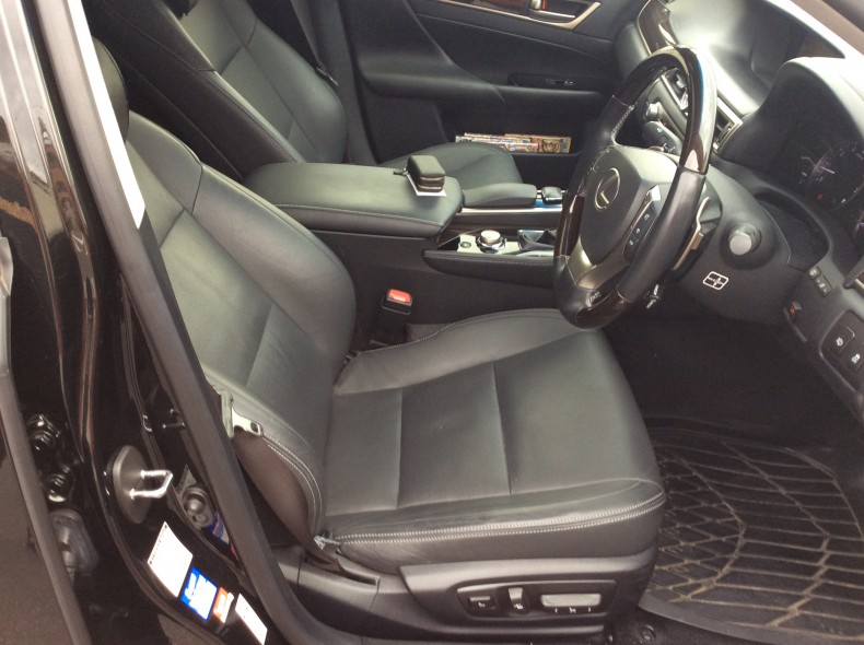 内装前方シート