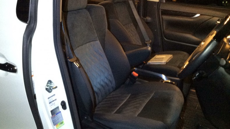 内装前方シート