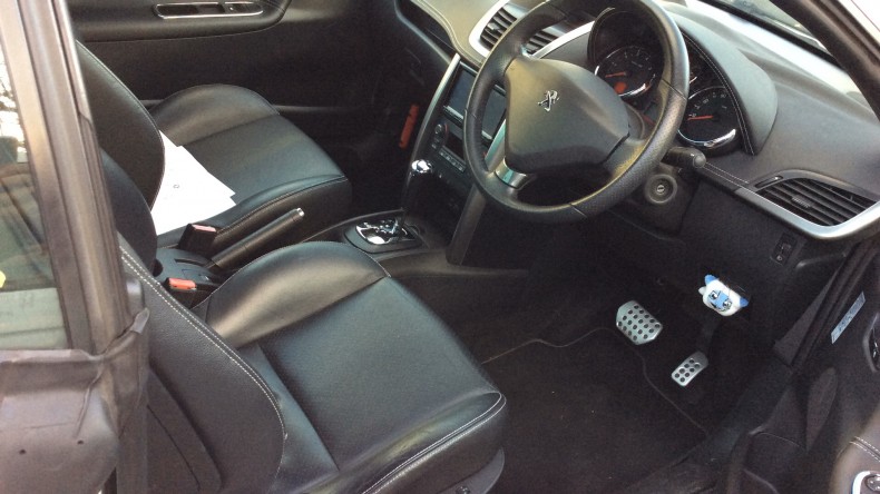 内装前方シート