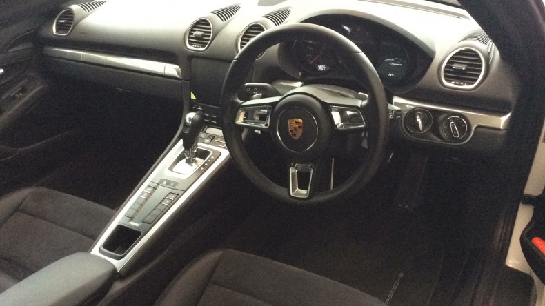 内装インパネ全体