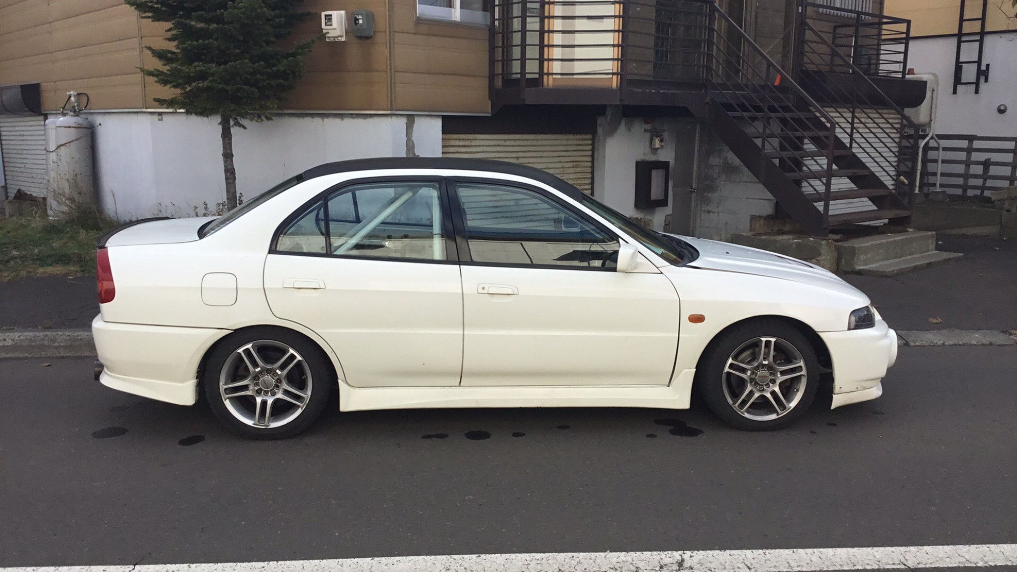 外装右