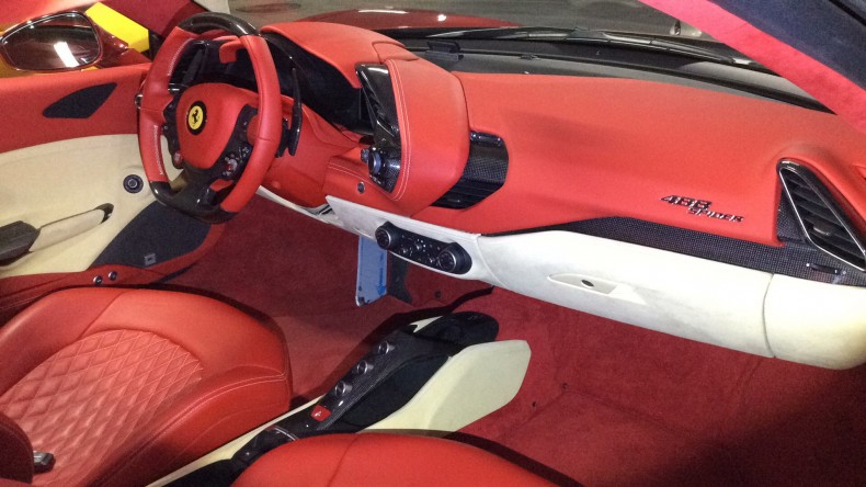 内装インパネ全体