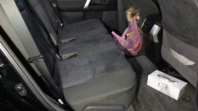 内装後方シート