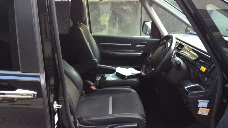 内装前方シート