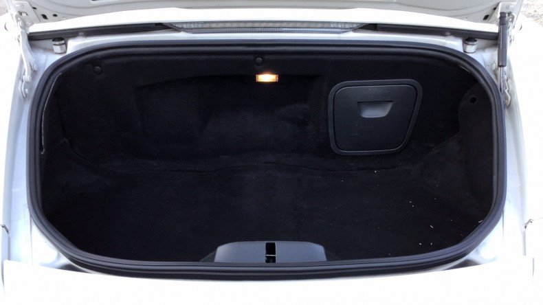 内装トランク