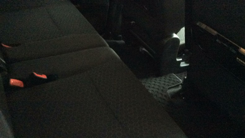 内装後方シート