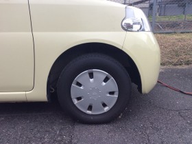 タイヤホイール前