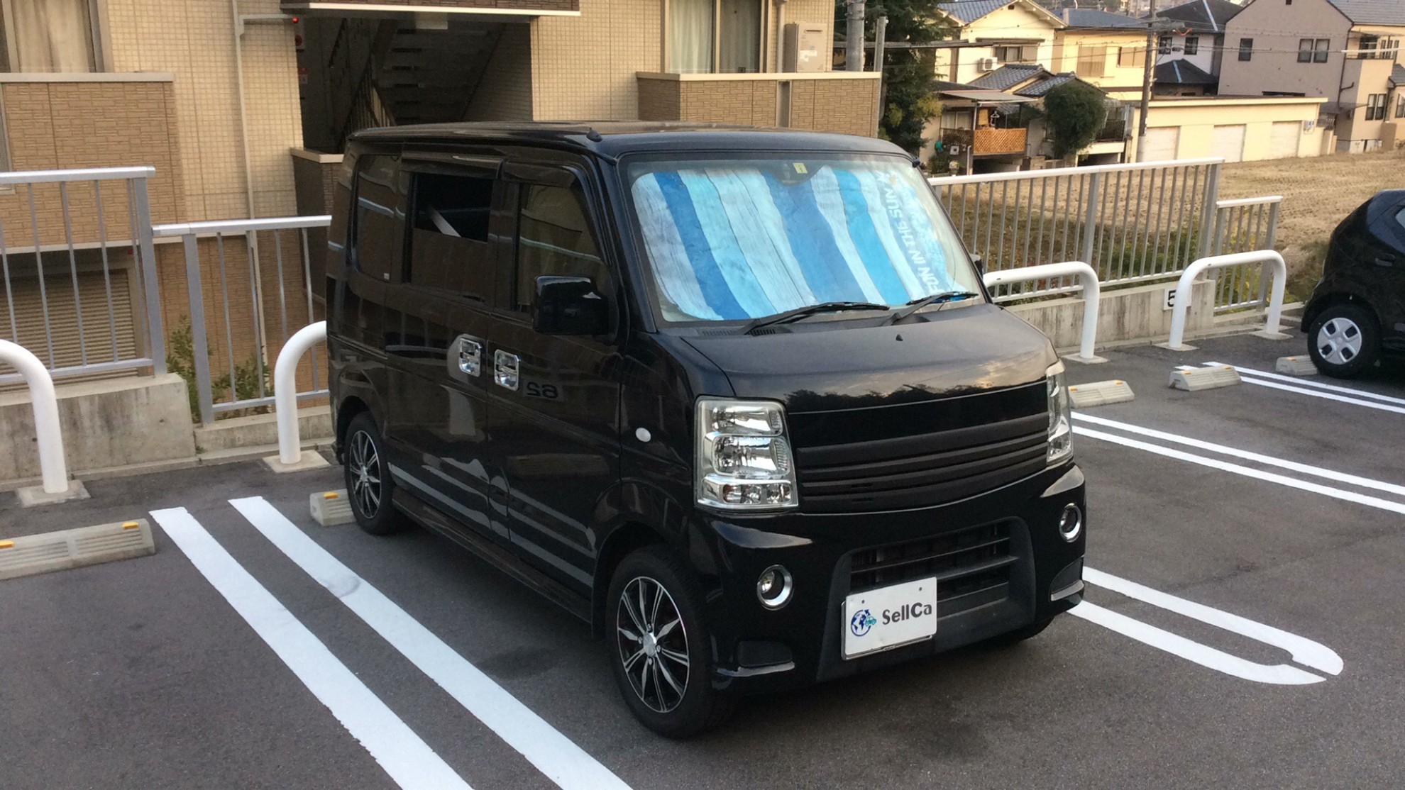 外装右前