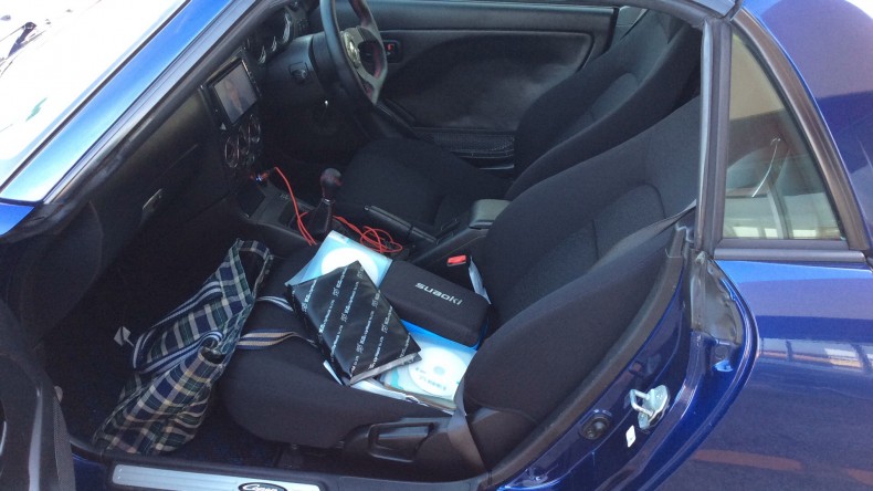 内装後方シート