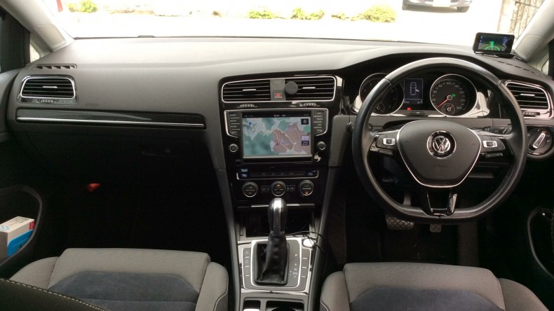 内装インパネ全体