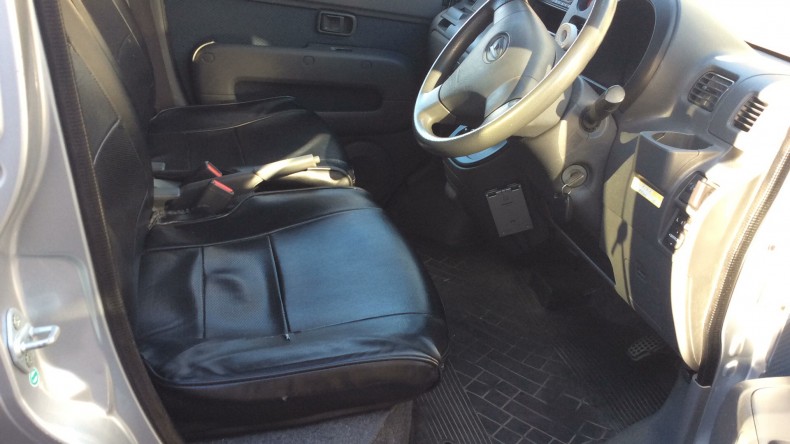 内装前方シート