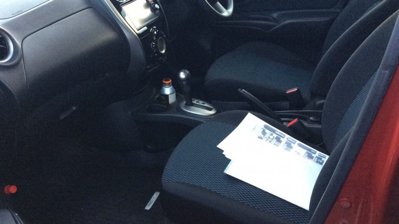 内装前方シート