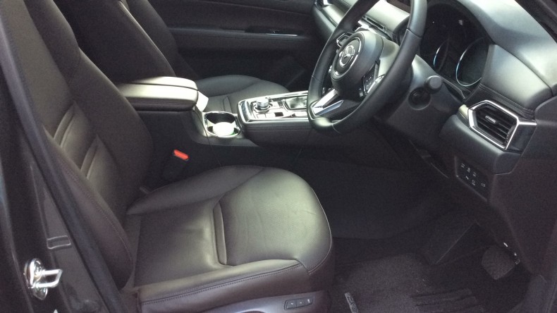 内装前方シート