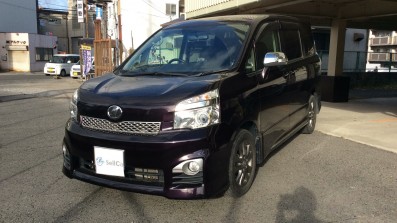 car_main_img
