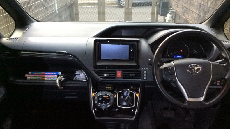 内装インパネ全体