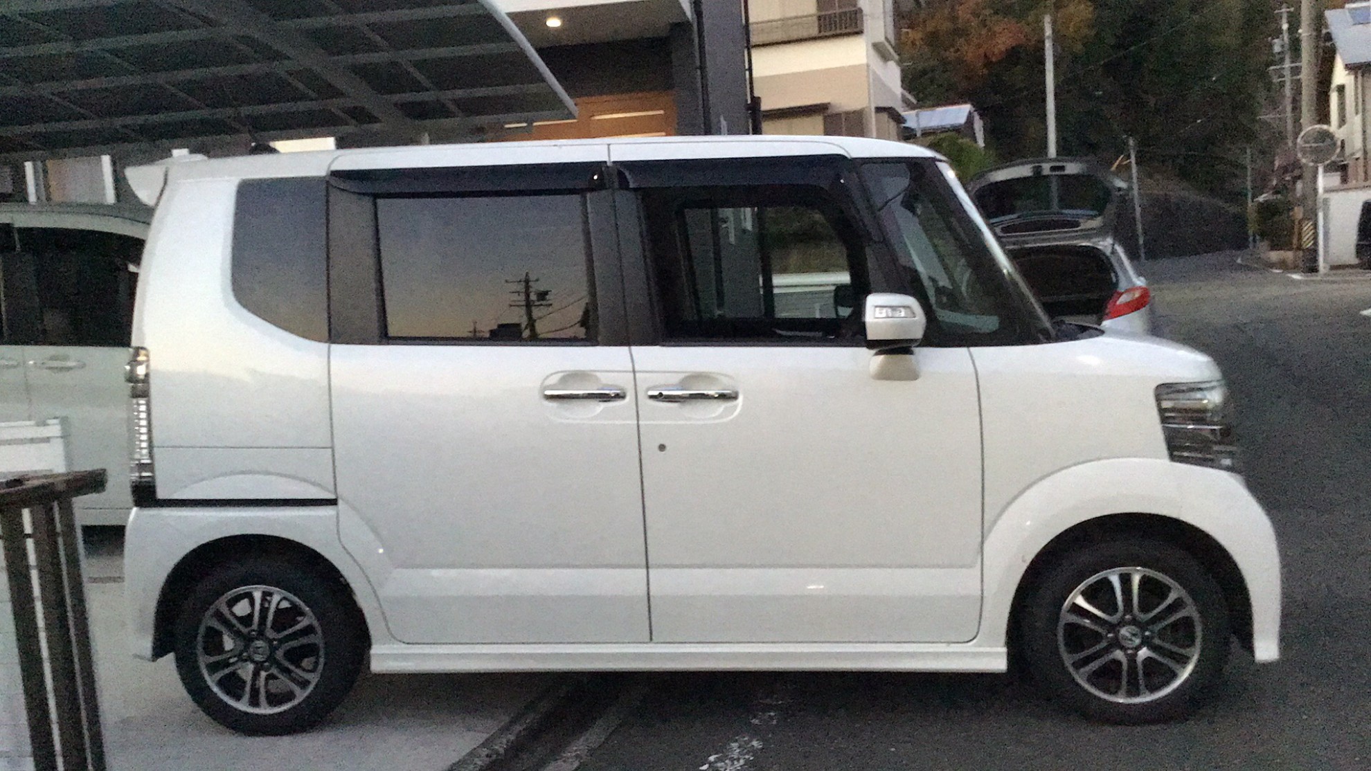 外装右
