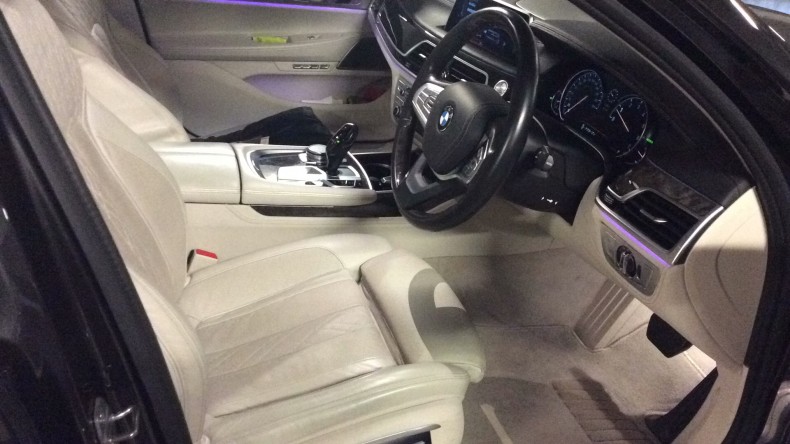 内装前方シート