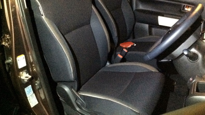 内装前方シート