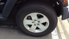 タイヤホイール前