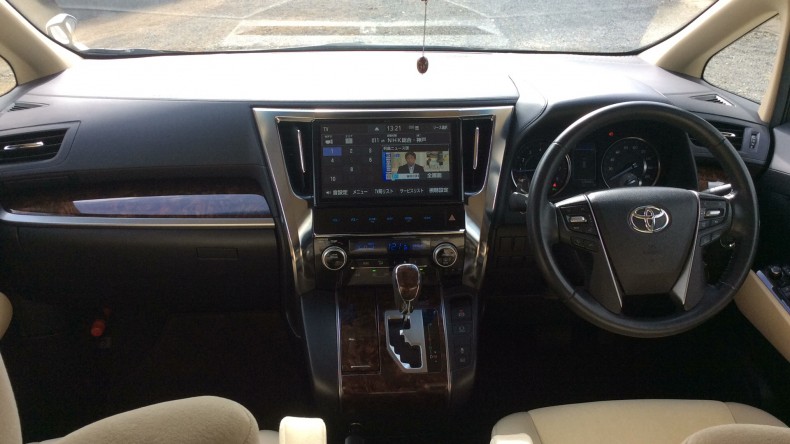 内装インパネ全体