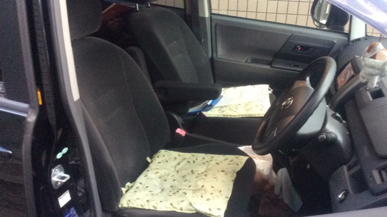 内装前方シート