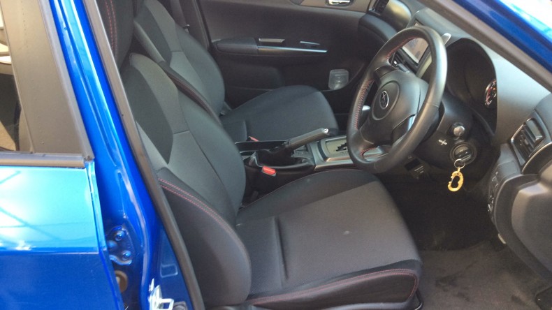 内装前方シート