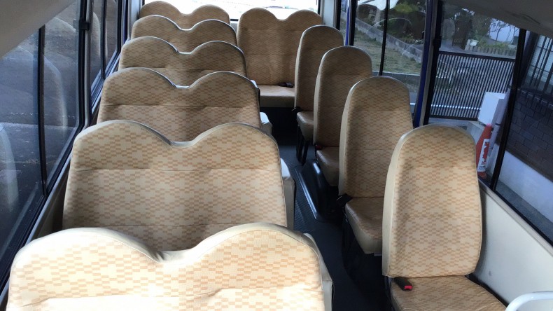 内装後方シート