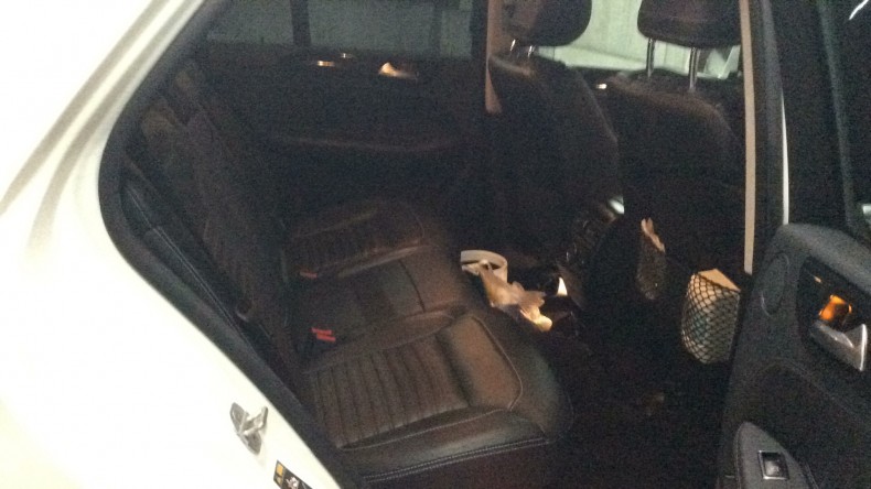 内装後方シート