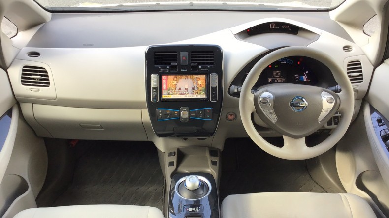 内装インパネ全体