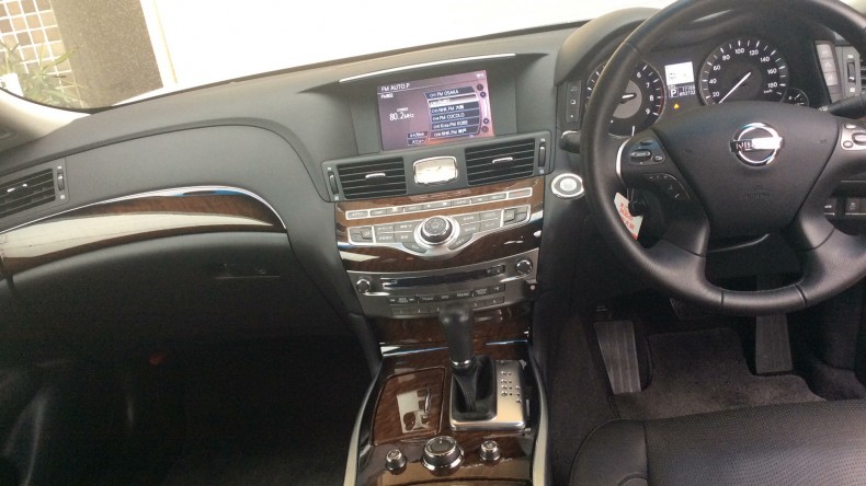 内装インパネ全体