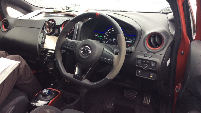 内装インパネ全体