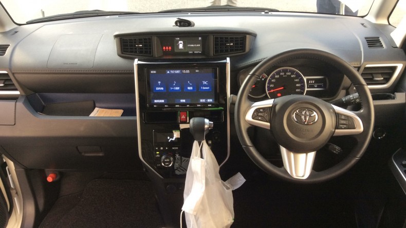 内装インパネ全体