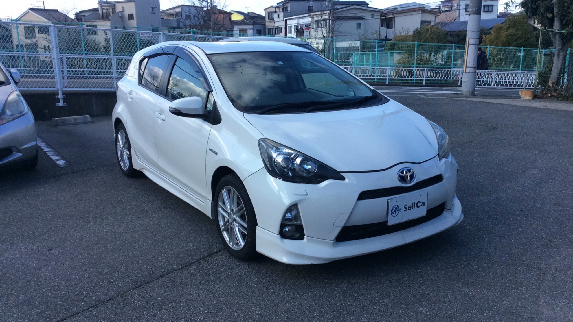 外装右前