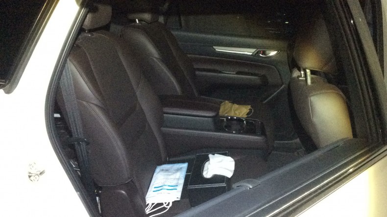 内装後方シート