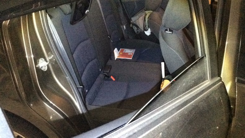 内装後方シート