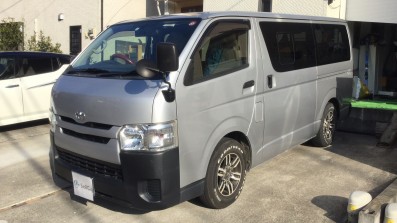 car_main_img