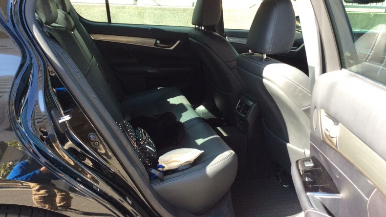 内装後方シート