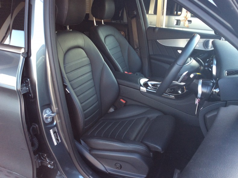 内装前方シート