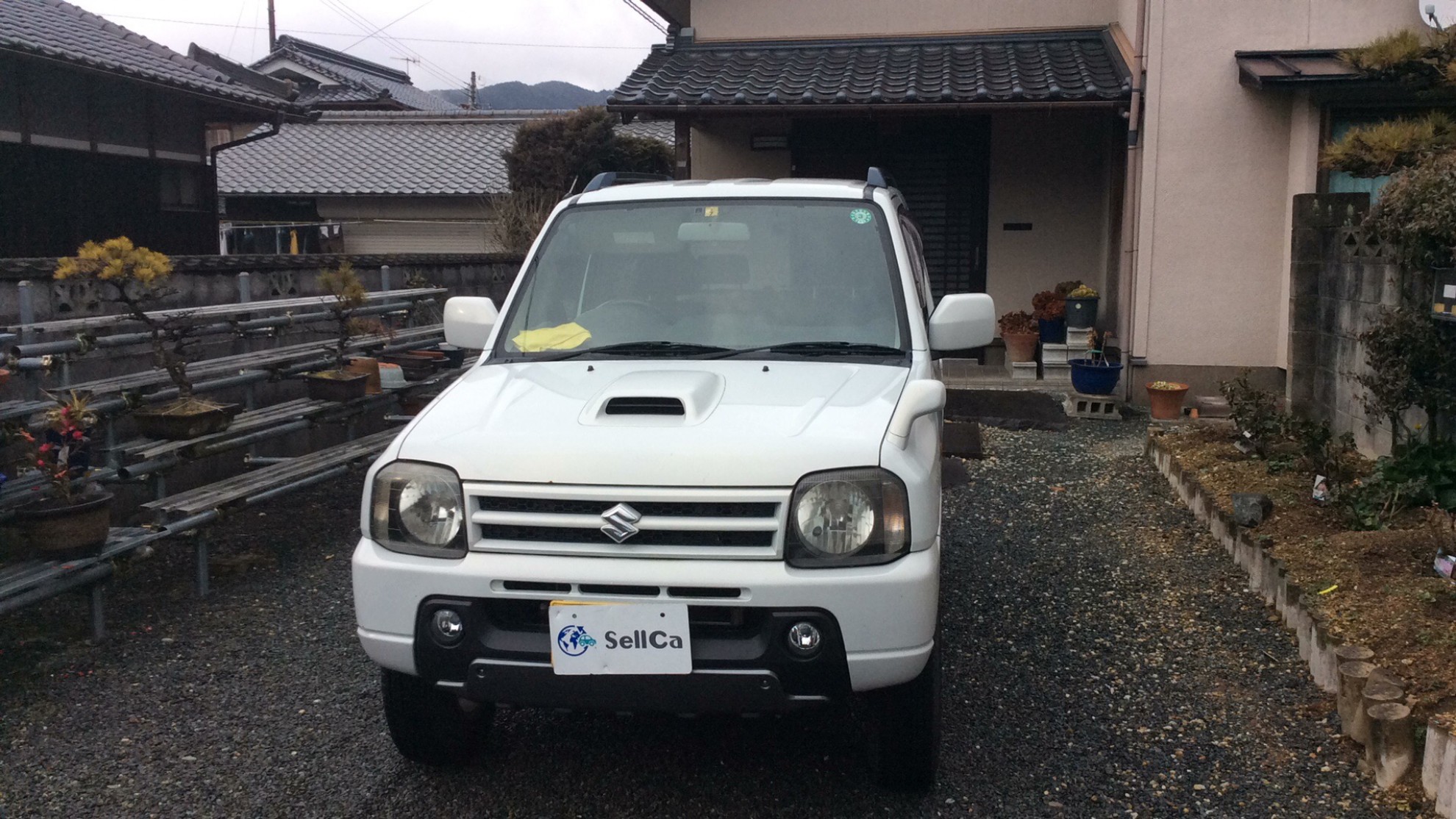 外装前方