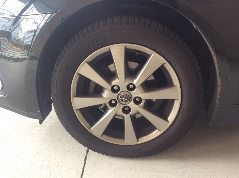 タイヤホイール前