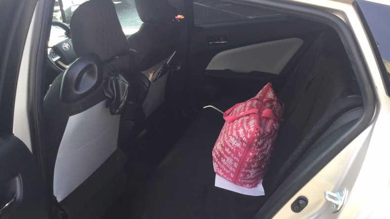 内装後方シート