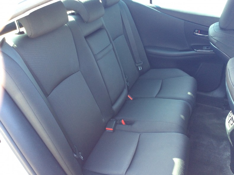 内装後方シート