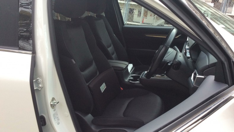 内装前方シート